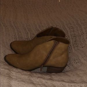 American eagle boots